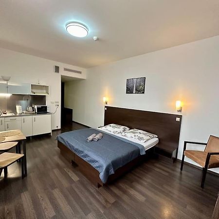Apartman Priamo Na Hlavnej Ulici Кошице Екстериор снимка
