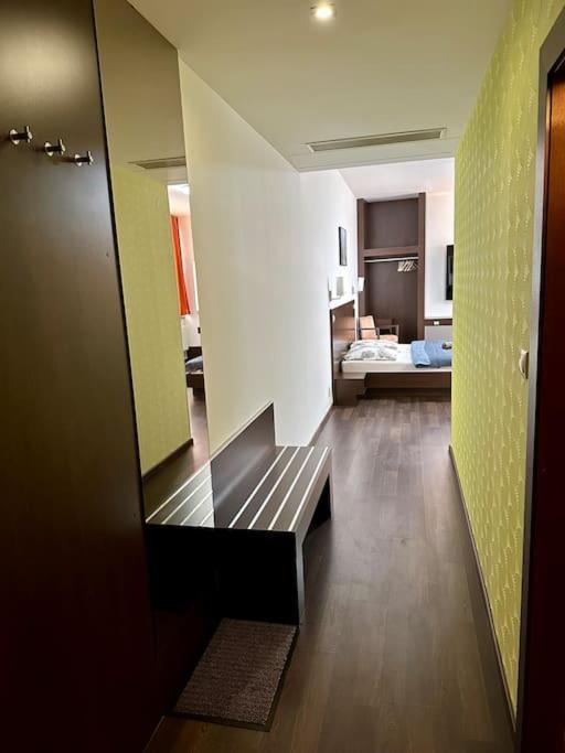 Apartman Priamo Na Hlavnej Ulici Apartment Кошице Екстериор снимка